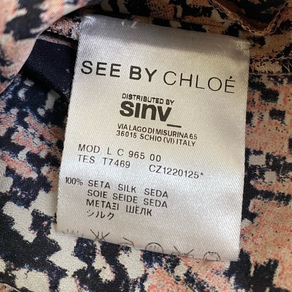 See by Chloe Silk Abstract Long Sleeve Button Down Blouse Sz 4 - Picture 9 of 10
